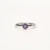 anello in argento con fiore azzurro e viola mabina gioielli